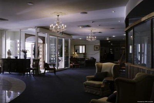 RedEarth Hotel (Mount Isa)